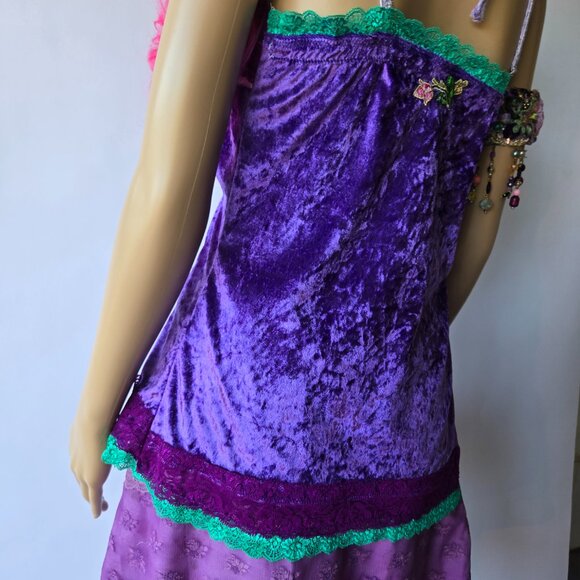 Whimsical Velvet Patchwork Top | Roselani Jasmin | Size Small - Picture 8 of 13